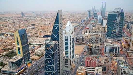 Женщинам старше 25 лет теперь можно ехать в Саудовскую Аравию без мужчин