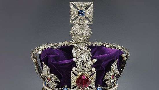 В Британии расскажут, как прятали драгоценности из короны монархов от нацистов