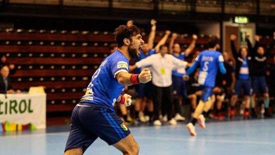 Сборная Украины по гандболу уступила Италии