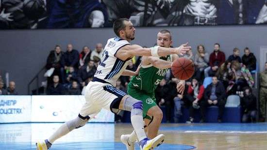 «Днепр» обыграл «Химик»