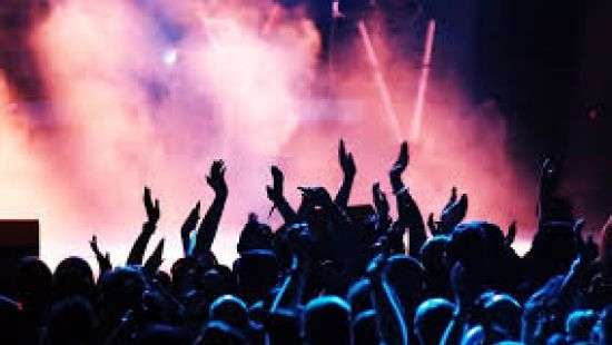 Стало известно, сколько артистов из РФ получили разрешения для выступлений в Украине