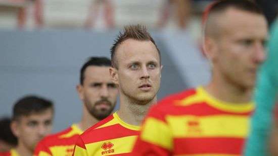 Польский клуб попрощался с полузащитником сборной Украины