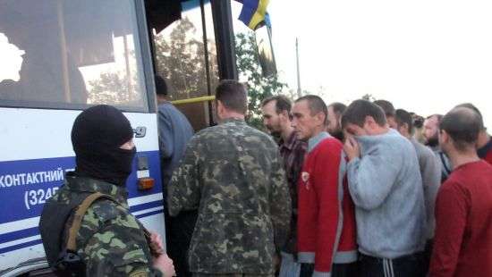 На Донбассе боевики арестовали граждан, вернувшихся из украинского плена