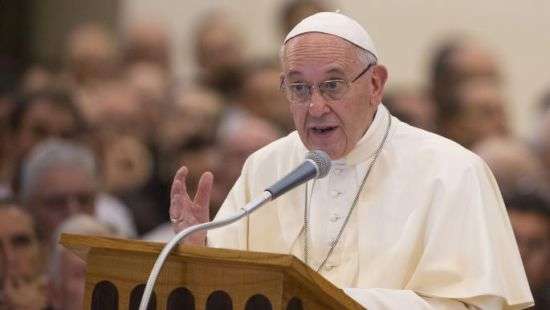 Папа Римский извинился перед жертвами насилия со стороны священников