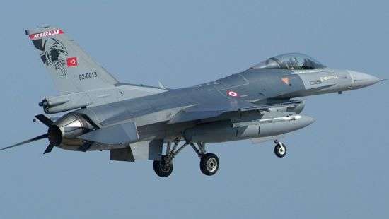 Дамаск пообещал сбивать турецкие истребители над Сирией