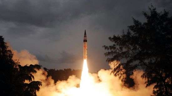 Индия запустила межконтинентальную баллистическую ракету