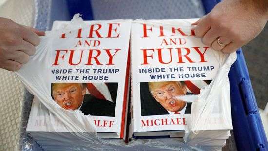 Создатель книги о Трампе уличил его в измене