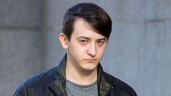 Британского школьника судят за внедрение в ЦРУ