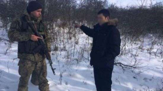 Россиянин незаконно пересек границу Украины и попросил статус беженца