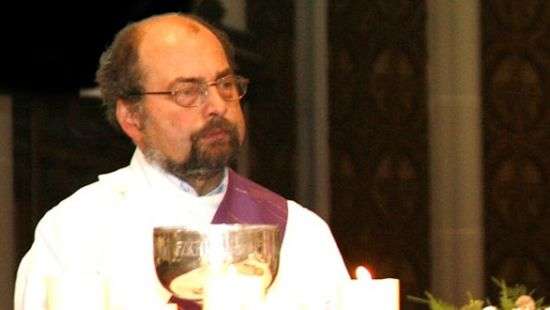 В Бельгии судят диакона, который делал людям смертельные инъекции