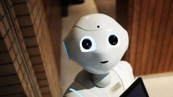 В Швейцарии робота уволили за тупость