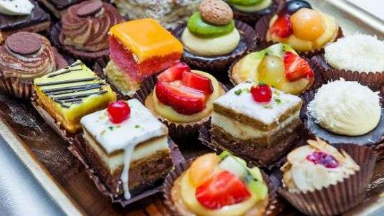 Врачи рассказали о вреде сладкого для детей