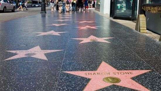 На Аллее Славы появилась звезда персонажу Диснея (ФОТО)