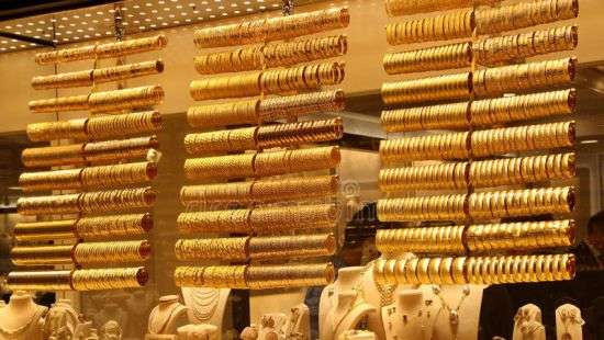 Ювелирные магазины обяжут сообщать о дорогих покупках украинцев