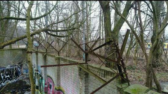 В столице Германии нашли неизвестный 80-метровый фрагмент Берлинской стены