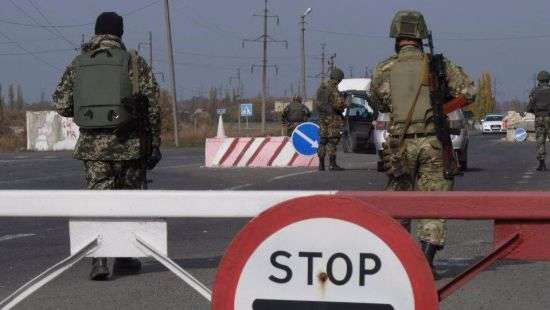 В 2017 году линию разграничения на Донбассе пересекли 11,5 млн раз