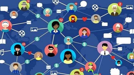 Какие проблемы со здоровьем вызывают соцсети, рассказали эксперты