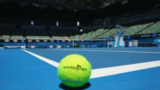 Француженка и венгерка выиграли парный турнир Australian Open