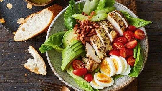 Вкусно и полезно: топ-5 вкусных и легких салатов (РЕЦЕПТЫ)