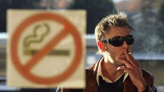 Шведское правительство хочет запретить курение в общественных местах