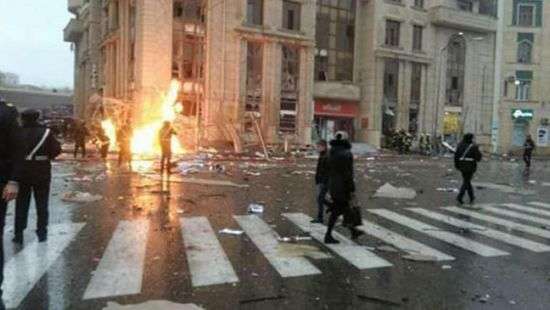 В Баку прогремыл мощный взрыв в доме - есть пострадавшие