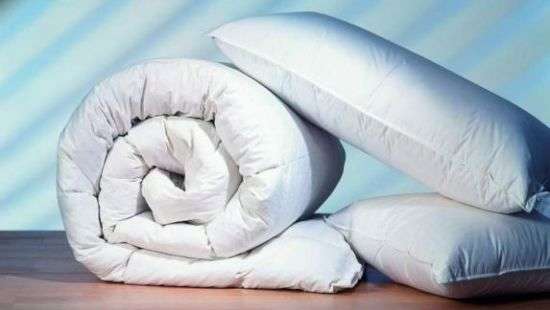 В «Укрзализныце» пожаловались на воровство подушек и матрасов