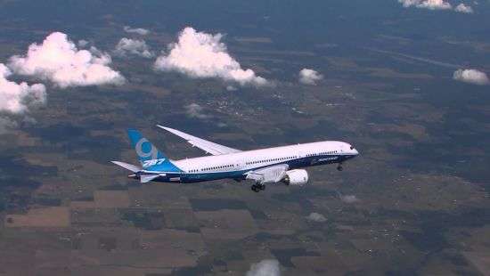 Самолет летел 15 часов на топливе из семян горчицы