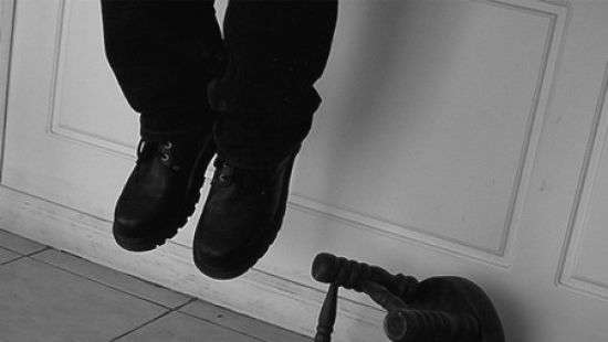 В генконсульстве Японии в Корее две недели провисел труп