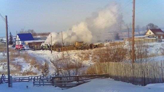 В России сгорел дом Ельцина (ФОТО/ВИДЕО)