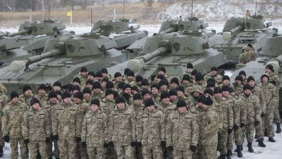 За два года контракт с ВСУ подписали 130 тысяч военнослужащих - Полторак