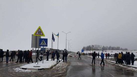 На границе Украины с Польшей протестовали из-за налоговых ограничений на ввоз товаров
