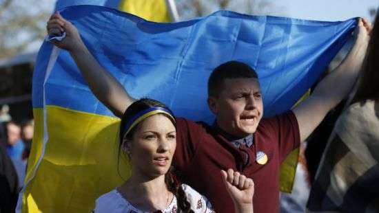 Стало известно, кому украинцы верят больше всего
