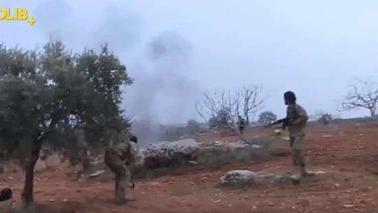 Пилот сбитого в Сирии Су-25 подорвал себя гранатой (ВИДЕО)