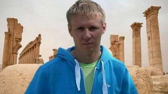 «Он не был героем»: Журналист из Сирии записал эмоциональное обращение к родственникам погибшего пилота Су-25 (ВИДЕО)