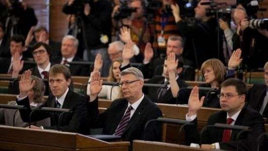 В Латвии начнут перевод всех школ на латышский язык обучения