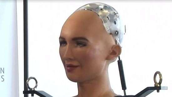 Чему учиться, чтобы преуспеть в конкуренции с роботами