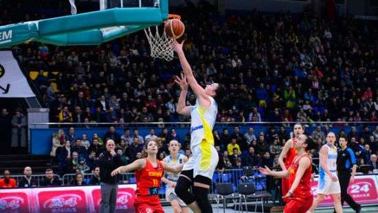 Украина проиграла Испании в отборе на Евробаскет-2019