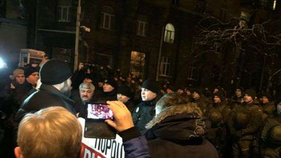 На Банковой произошло столкновение силовиков и сторонников Саакашвили (ФОТО)