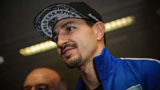 Украинский боксер сломал палец накануне чемпионского поединка