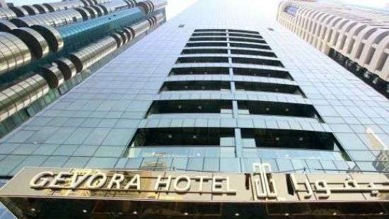 В Дубае построили самый высокий в мире отель (ВИДЕО)