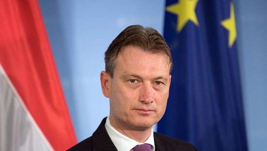 Глава МИД Нидерландов ушел в отставку из-за лжи о встрече с Путиным в 2006-м