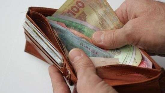 Названо число украинцев, живущих на минимальную зарплату