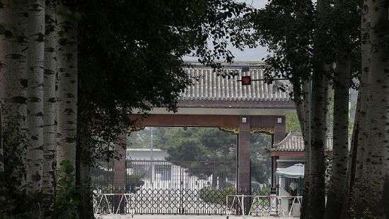 В элитной китайской тюрьме уже не хватает мест для чиновников-коррупционеров