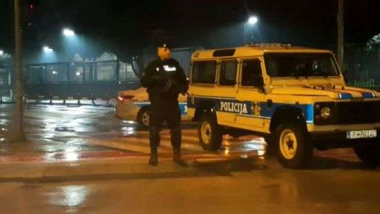 В Черногории гранатой подорвали здание посольства США