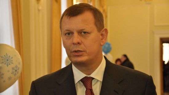 ЕС пока не будет размораживать счета нардепа Клюева