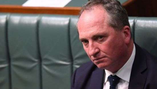 Австралийский вице-премьер подал в отставку из-за служебного романа