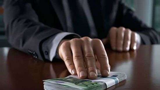 Чиновники Государственного космического агентства погорели на взятке в 42 тыс. грн