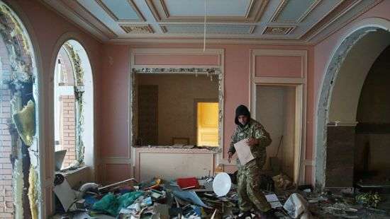 Шикарный особняк Пшонки после его бегства оказался разграблен (ФОТО/ВИДЕО)