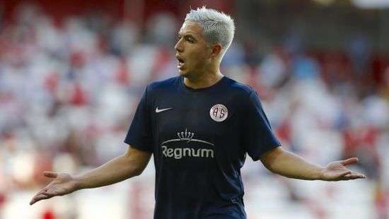 Знаменитый футболист дисквалифицирован за переливание крови