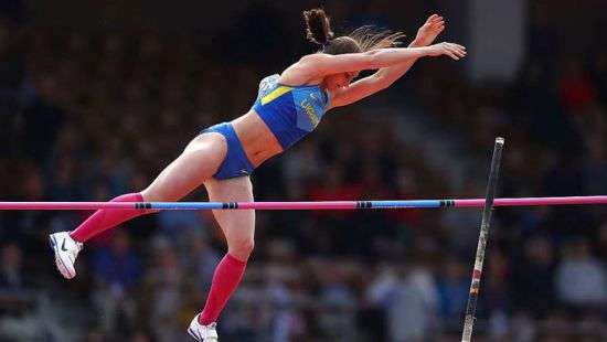 Украинка побила рекорд в прыжках с шестом